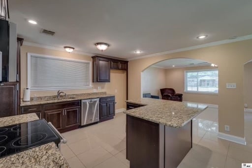 Building Photo - 206 Walton St