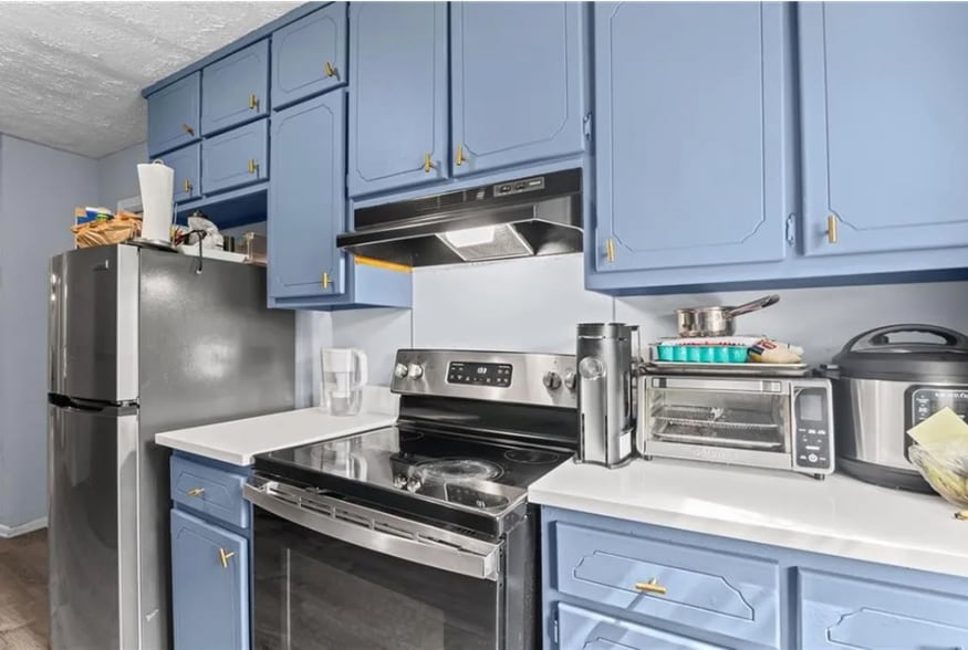 Building Photo - 877 Beckwith St SW