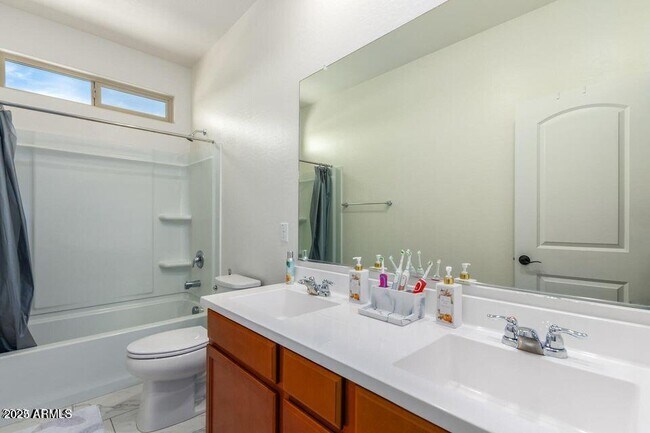 Building Photo - 40838 W Somers Dr