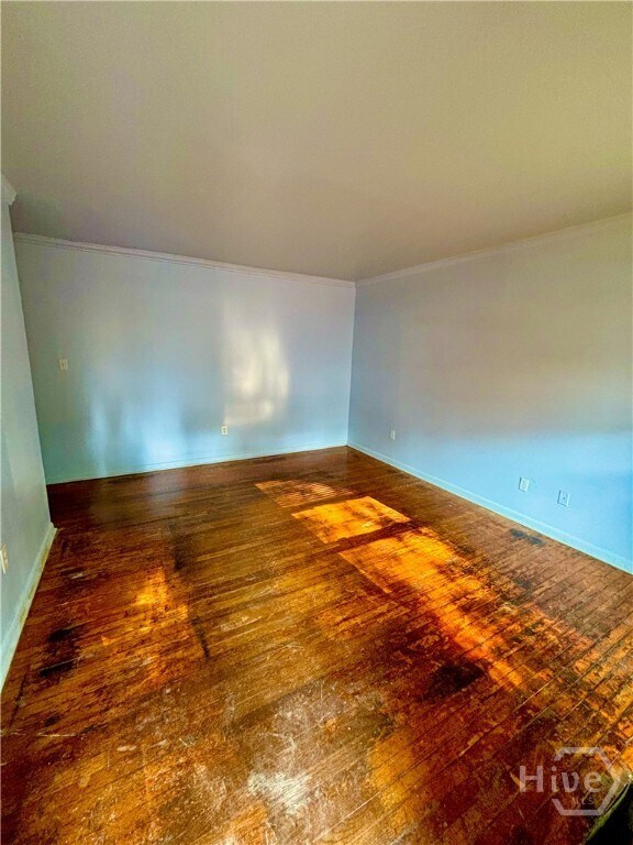 Building Photo - 315 Woodridge Cir