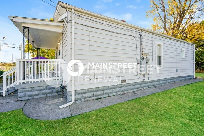 Building Photo - 1 Bedroom Pet-Friendly Home in Louisville, KY with Main Street Renewal