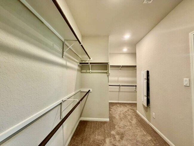 Building Photo - 32125 Cardamom Wy