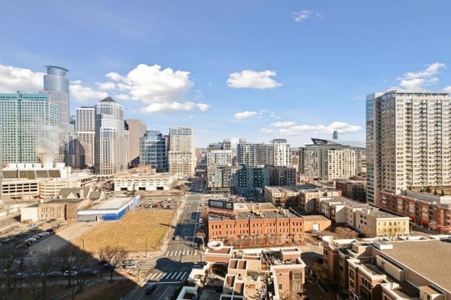 Building Photo - 500 E Grant St