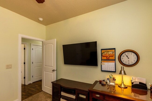 Building Photo - Beautiful 3 bed 2 bath Home!