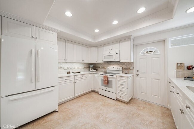 Building Photo - 24382 Macedo Dr