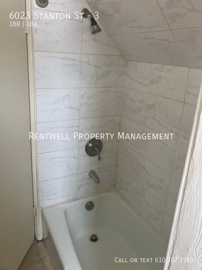 Building Photo - 6023 Stanton Ave