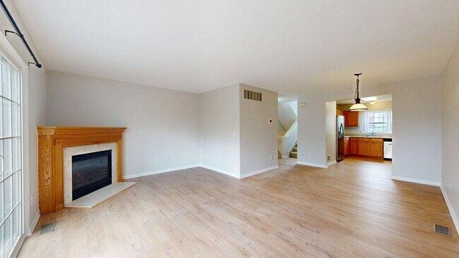 Building Photo - 3073 Promenade Cir