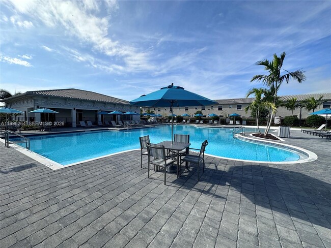 Building Photo - 2671 SE 10th St