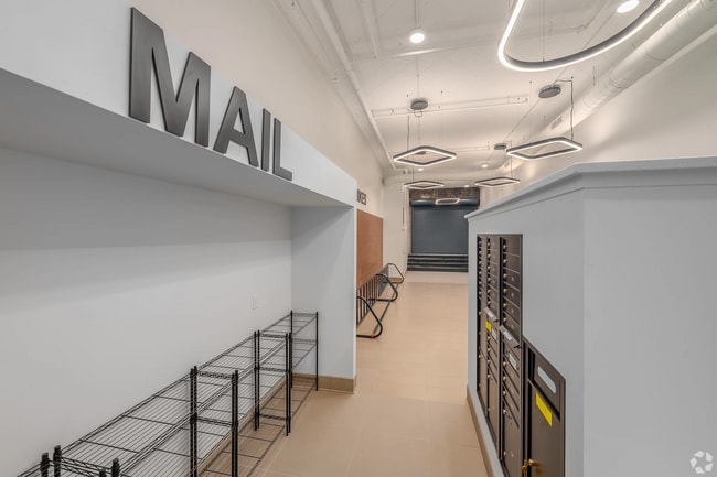 Building Photo - 5000 Euclid Ave