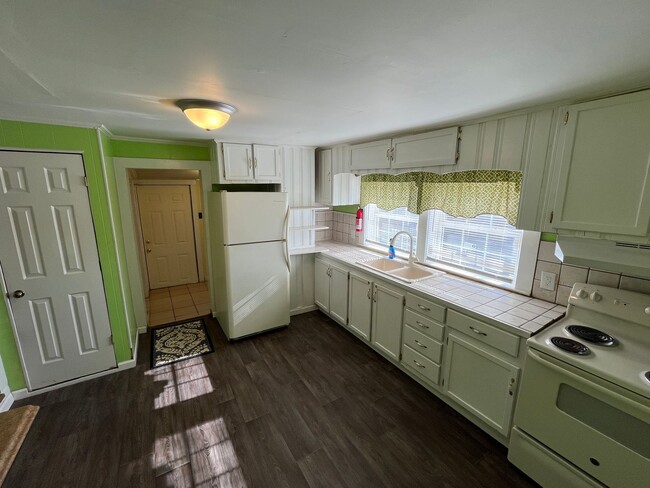 Building Photo - One Level Living with Central Air