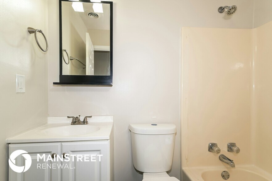 Building Photo - 1409 Castle Mill Dr