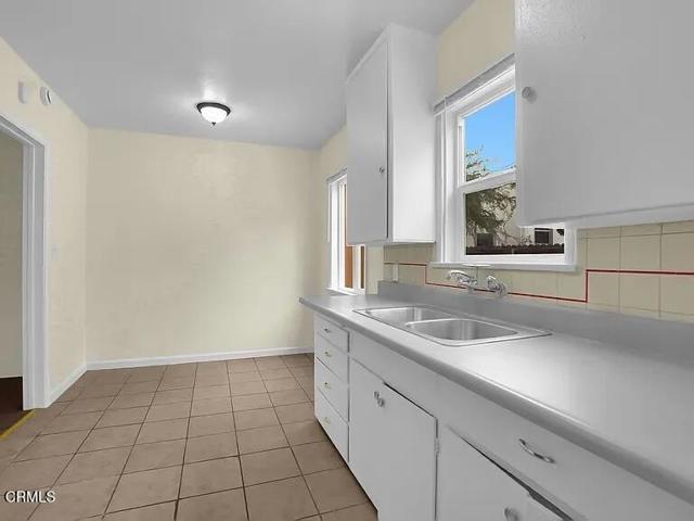 Building Photo - 438 S Fremont Ave