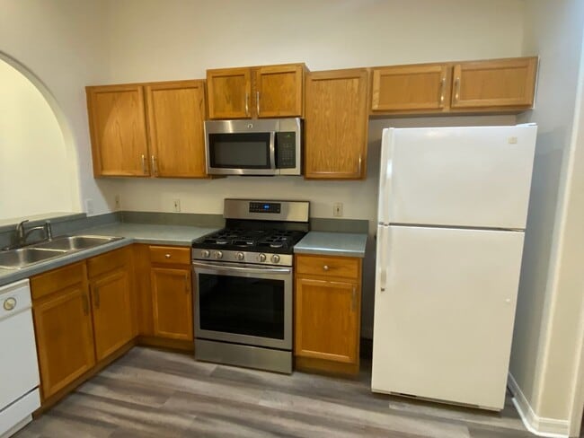 Building Photo - House for rent