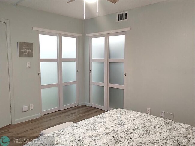 Building Photo - 3402 Bimini Ln