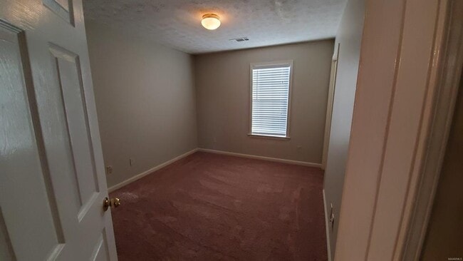 Building Photo - 2425 Noble Wood Ct