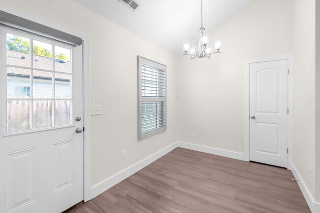 Building Photo - LIVE CLOSE TO THE ACTION — Modern 3-Bedroom Rental in Charlotte’s Reid Park!