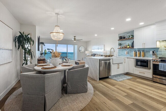 Building Photo - 145 S Shore Dr