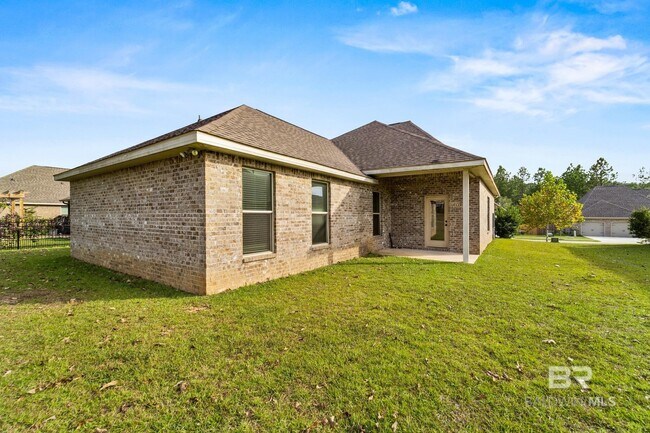 Building Photo - 782 Serpentine Dr