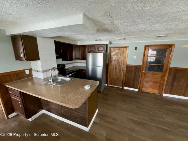 Building Photo - 41 Drummond St