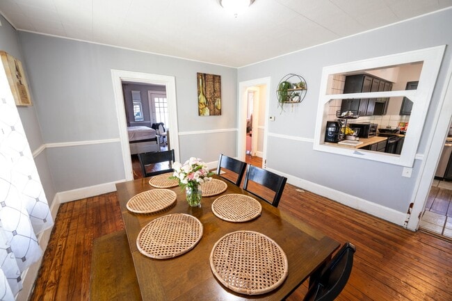 Building Photo - 327 Covert Run Pike