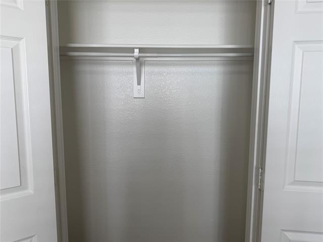 Building Photo - 523 Hilltop Dr