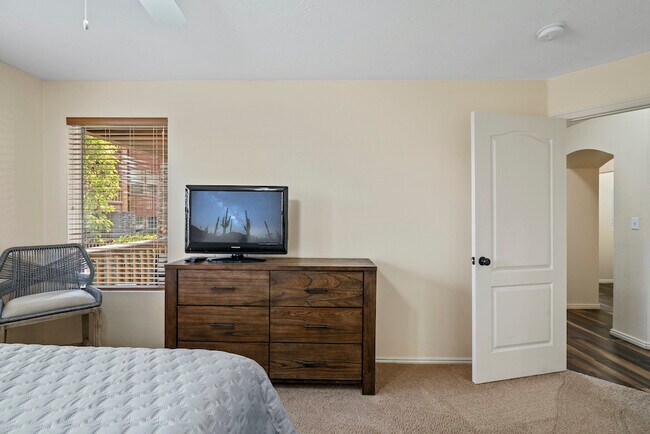 Master Bedroom - 1800 Fox Bay Dr