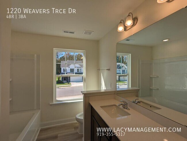 Building Photo - 1220 Weavers Trce Dr