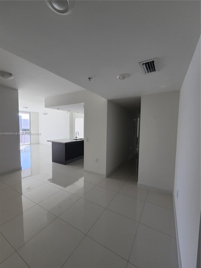 Building Photo - 7661 NW 107th Ave