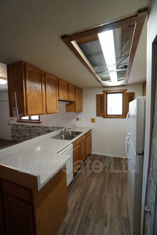 Building Photo - 291 S Hoyt St