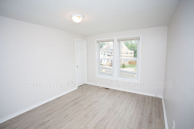 Building Photo - 121 Rancocas Rd