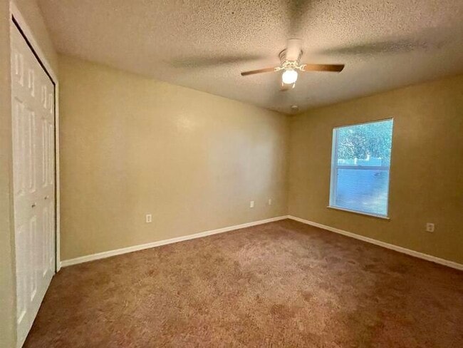 Building Photo - 1129 Sea Eagle Ave