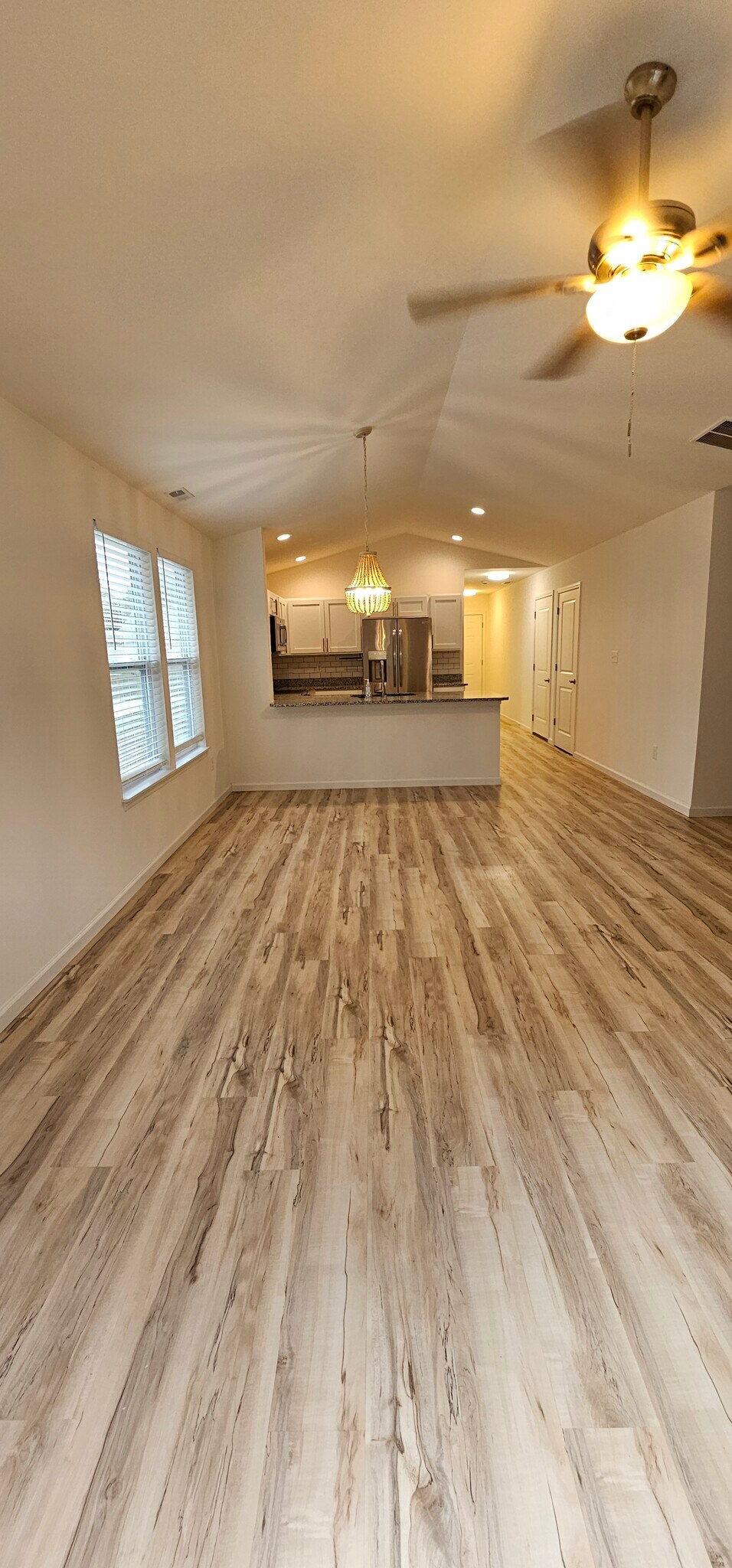 Building Photo - 936 Osage Villa Ct