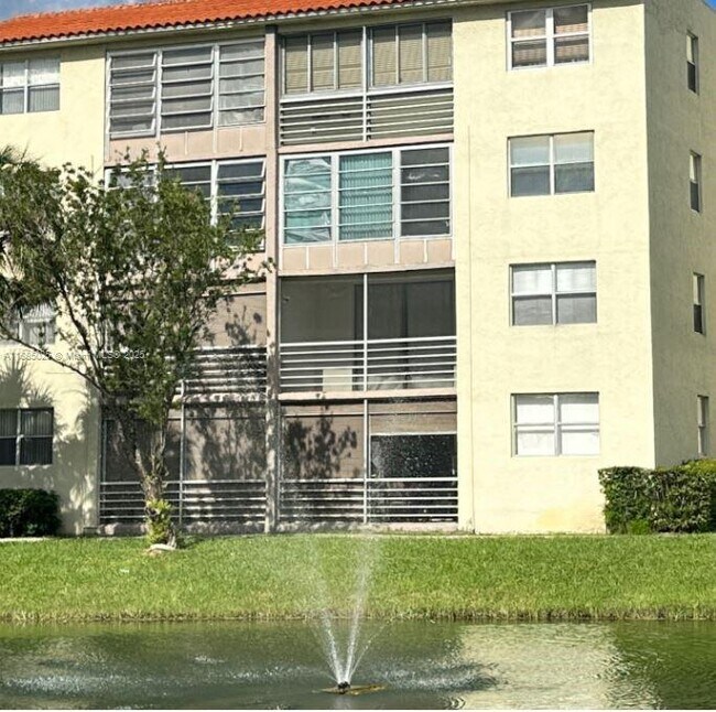 Building Photo - 1820 SW 81st Ave