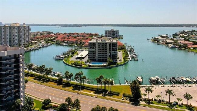 Building Photo - 218 Sand Key Estates Dr