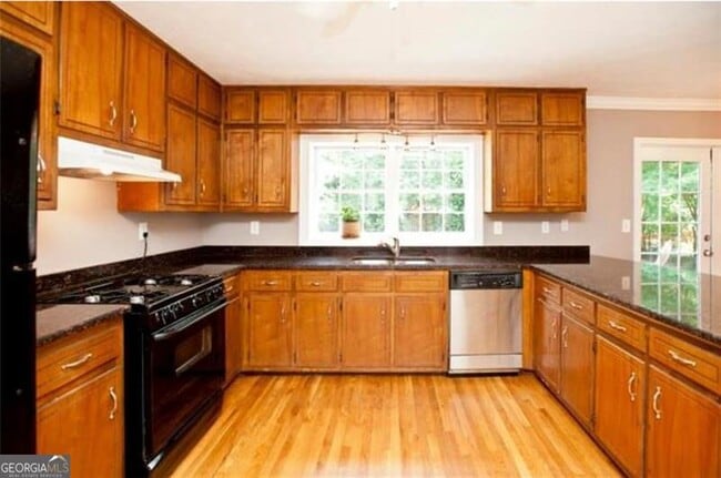 Building Photo - 727 Scott Cir