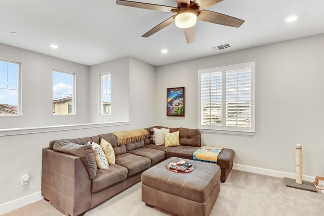 Building Photo - Beautiful 4-Bedroom, 3-Bath Home on a Quiet Cul-de-Sac in Woodland