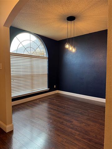 Building Photo - 209 Cloudcroft Dr