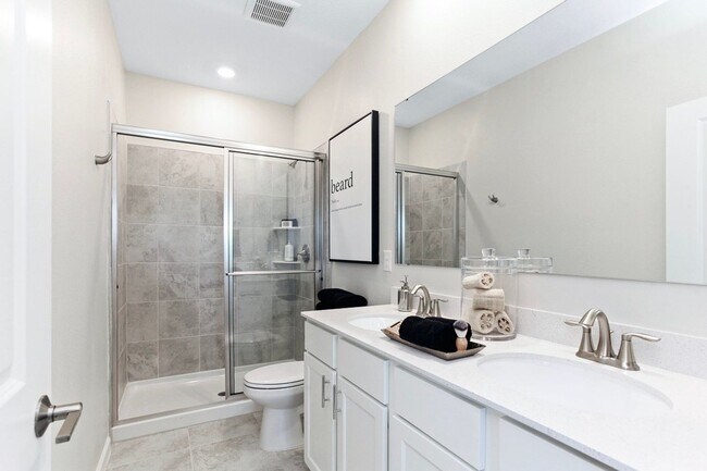 Building Photo - Townhome for Rent