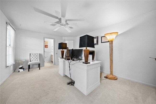 Building Photo - 302 Kingsberry Cir