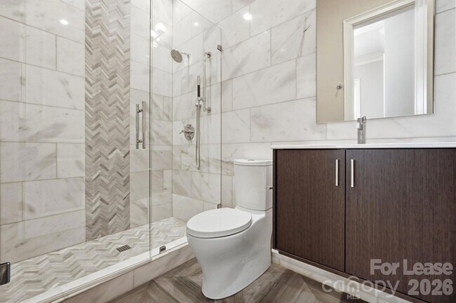 Building Photo - 520 Iverson Way