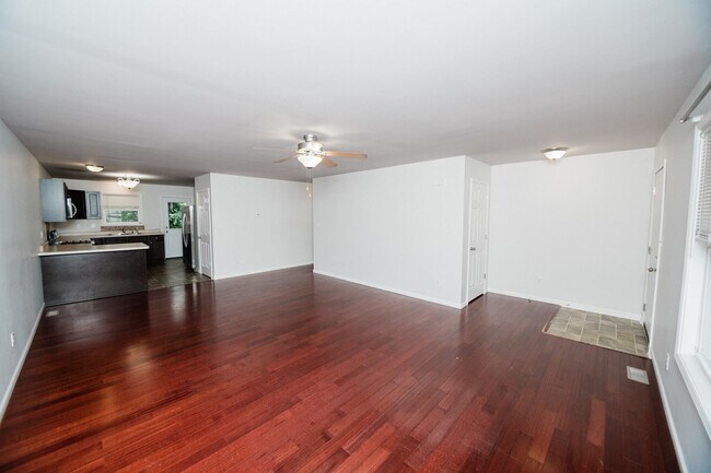 Building Photo - 397 Plymouth Rd