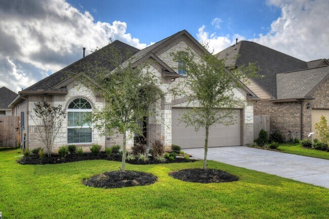 Building Photo - 21644 Lexor Dr