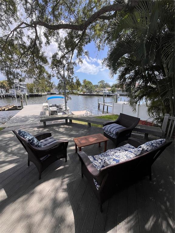 Building Photo - 378 Westwinds Dr