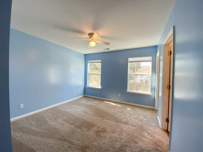Building Photo - Mill Creek Townhome for Rent!