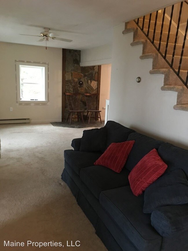 Building Photo - 2 br, 2 bath House - 1 Bonny Eagle Pond Road