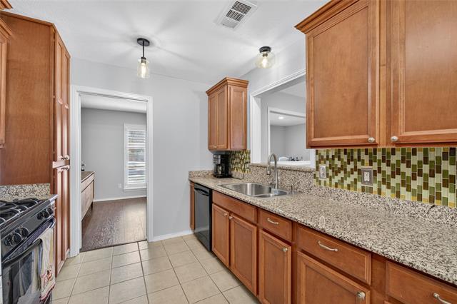 Building Photo - 3533 Chellen Dr