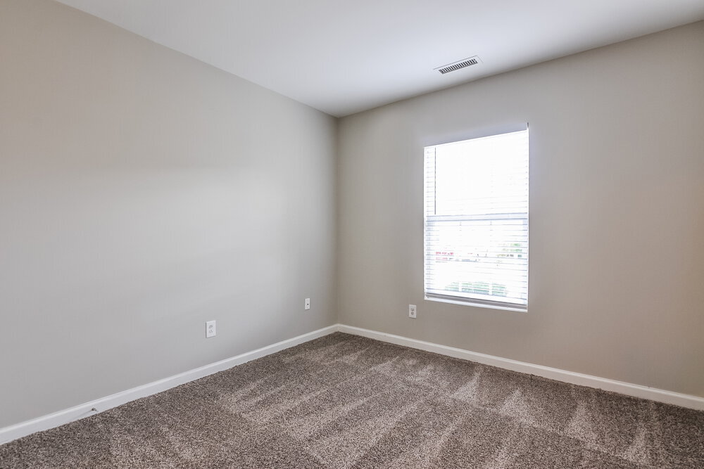 Building Photo - 535 Kerriann Ln