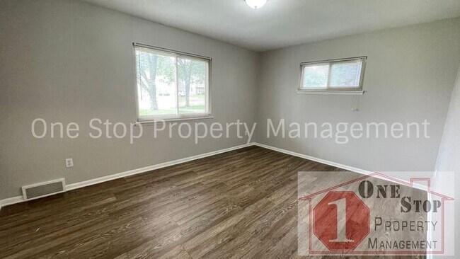 Building Photo - Beautiful 2 Bedroom 1 Bathroom in Kansas City