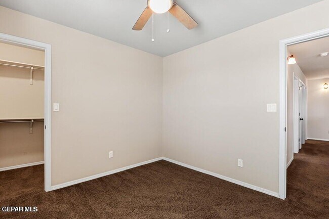 Building Photo - 2047 Dreamlight Pl