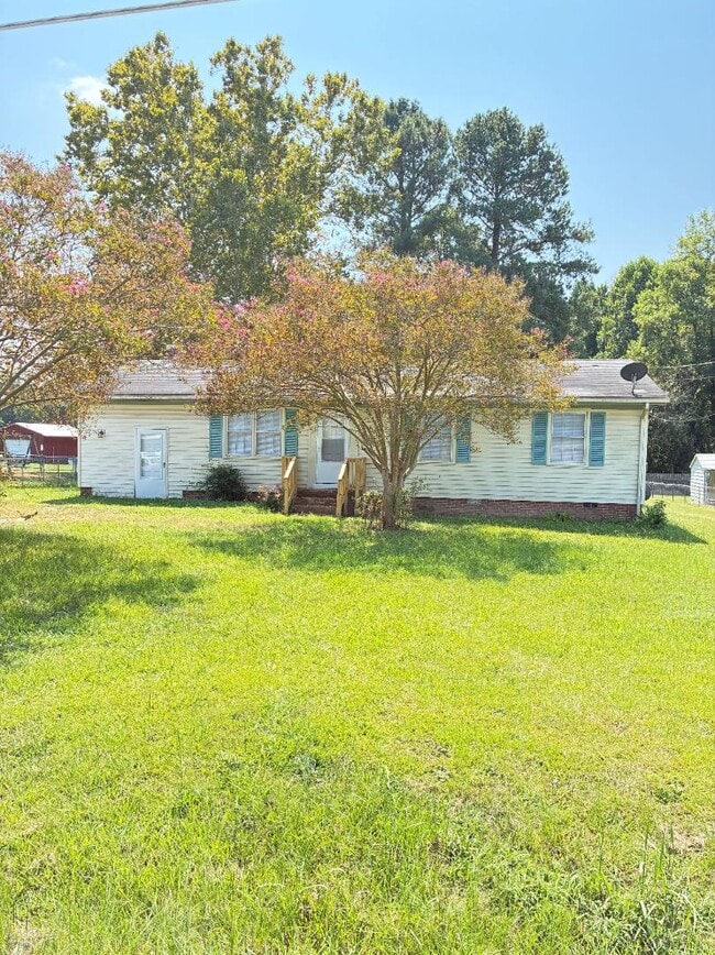 Building Photo - 5077 Community Grocery Rd